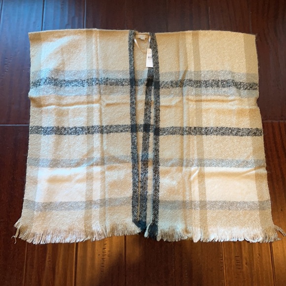 LOFT Plaid Poncho - Picture 10 of 10